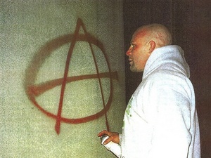 jeff-monson-anarchist-graffiti.jpg