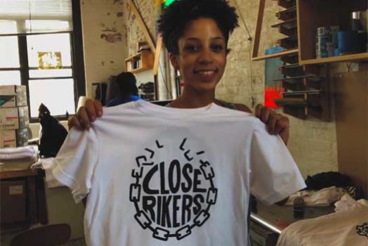 Close Rikers T-shirt Production