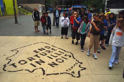 Illinois Torture Publicized with Ecological Art: Chicago and Milwaukee artists boost Tamms Year Ten message with mud stencils